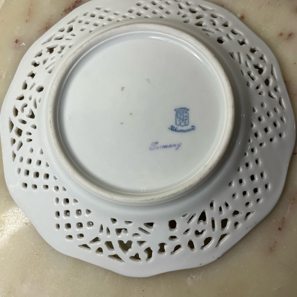 Vintage SCHUMANN BAVARIA Germany Floral Perforated Porcelain Porcelain Plate - Picture 3 of 5